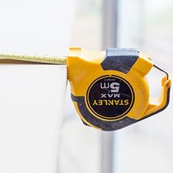 Flexómetro STANLEY con gancho magnético 5M x 25MM - ConstruPlace